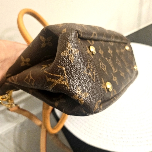 Louis Vuitton Pallas Monogram Canvas with Red Leather Trim - Picture 8 of 16